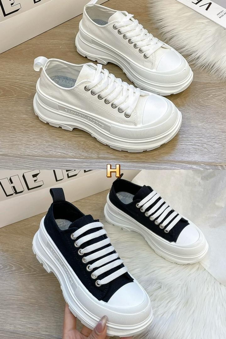 Alexander McQueen chunky sole black white