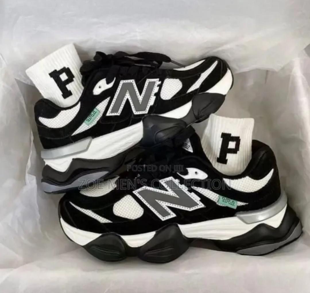 New Balance 990v5